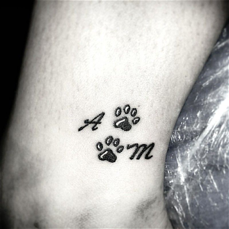 Tatuaje huellas