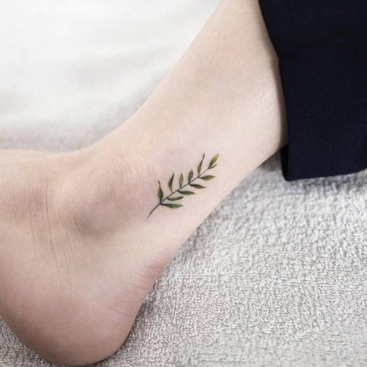 Tatuajes minimalistas: los tatuajes elegantes y sutiles.